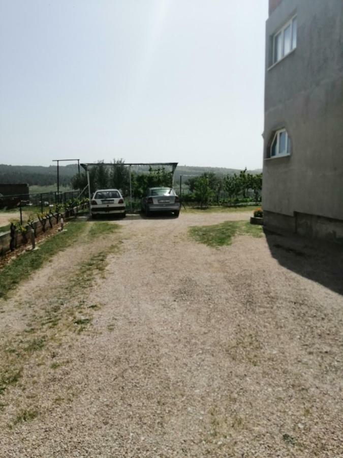 Apartments Mira Jadrtovac Экстерьер фото